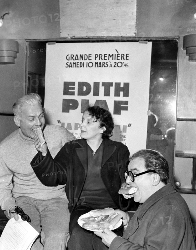 Piaf, Marcel Achard and Raymond Rouleau during the rehearsal of 'La P'tite Lili' (1951)