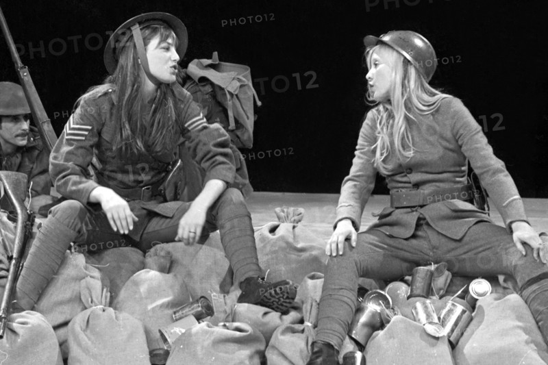 Jane Birkin and Sylvie Vartan