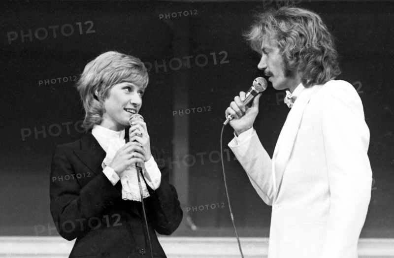 Danièle Gilbert, Antoine