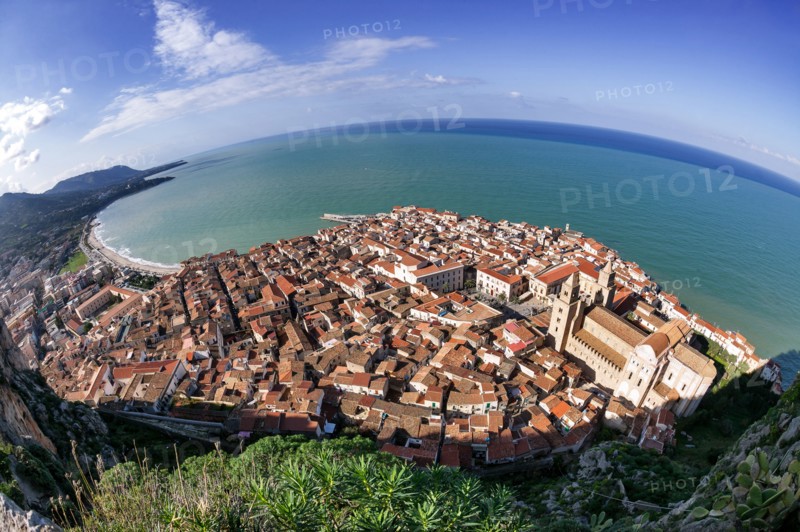 Vue de Cefalù depuis le château
