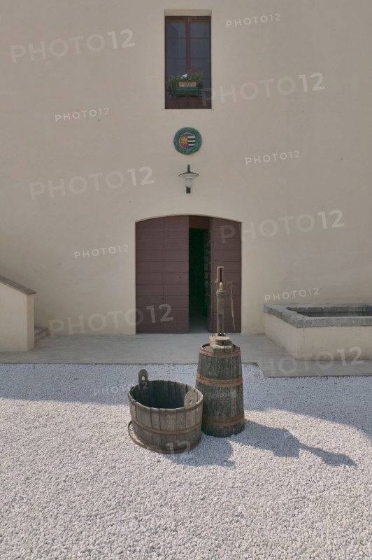 Winery Scacciadiavoli in Cantinone locality