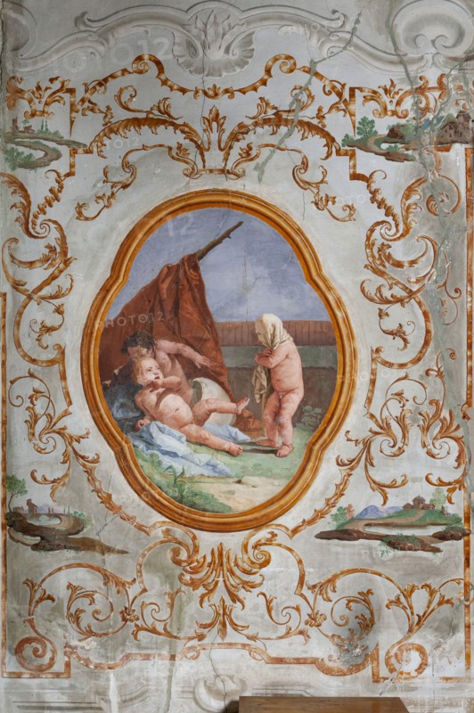 Vicenza, Villa Valmarana ai Nani, Guest Lodgings, the Room of the Putti, medallion with putti