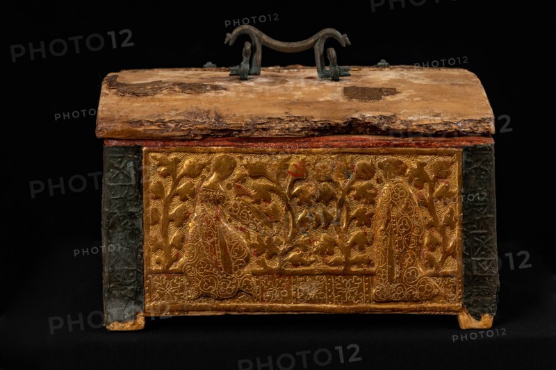 Monreale Cathedral, Diocesan Museum: wooden and gilded pastiglia reliquary box