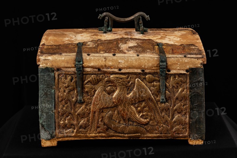 Monreale Cathedral, Diocesan Museum: wooden and gilded pastiglia reliquary box