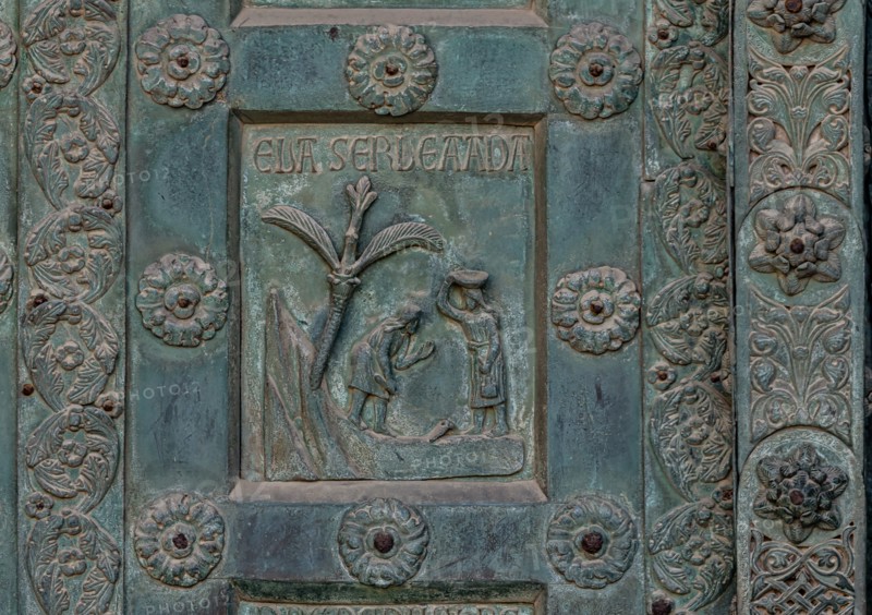 Monreale Cathedral, the gate by Bonanno Pisano (1185-6)