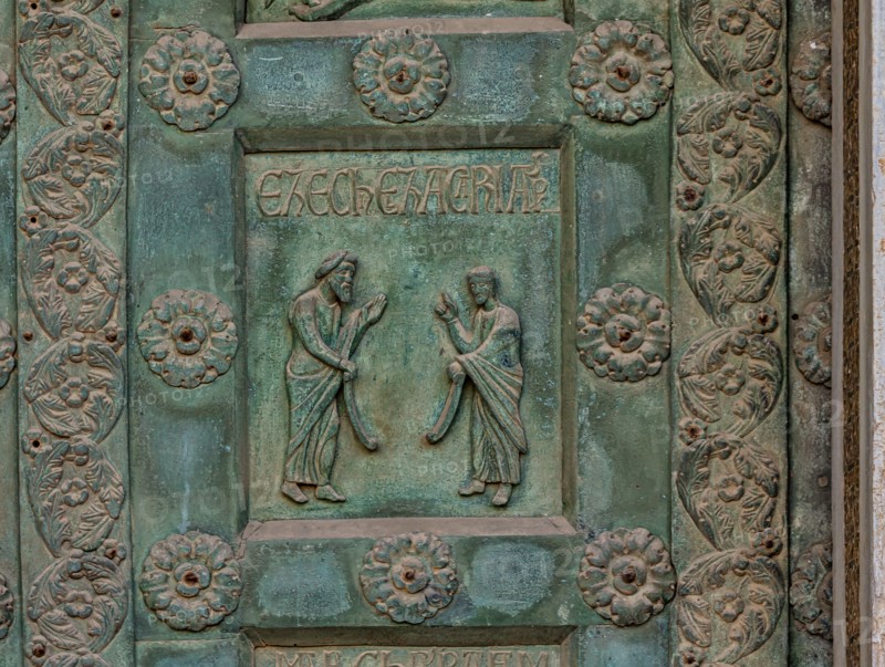 Monreale Cathedral, the gate by Bonanno Pisano (1185-6)