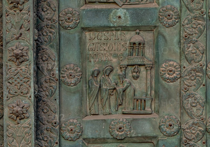 Monreale Cathedral, the gate by Bonanno Pisano (1185-6)