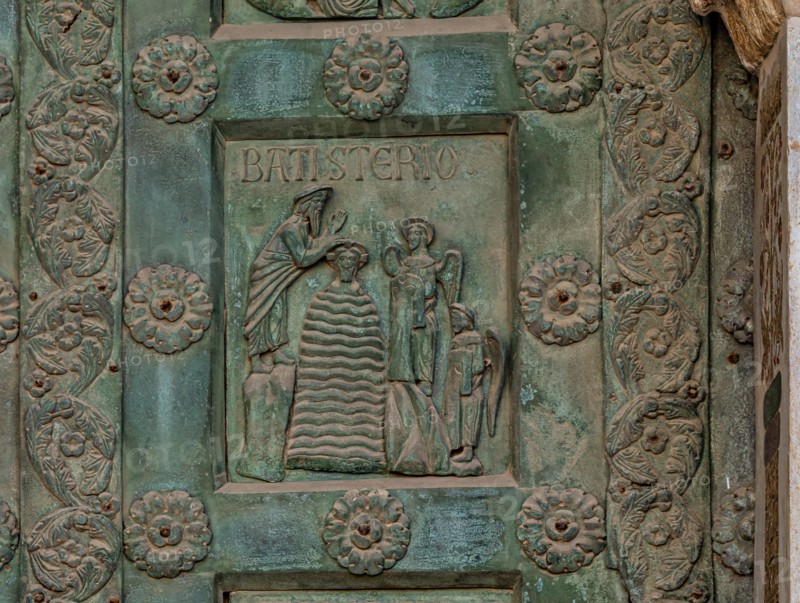 Monreale Cathedral, the gate by Bonanno Pisano (1185-6)