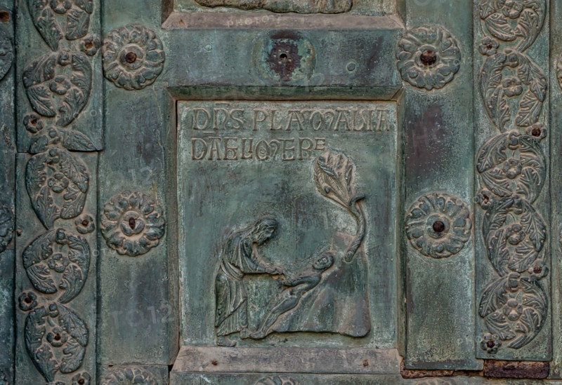 Monreale Cathedral, the gate by Bonanno Pisano (1185-6)