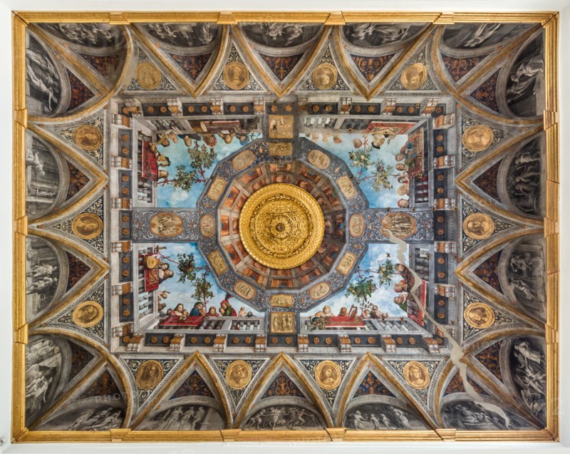 Ferrara, Palazzo Costabili o Palazzo di Ludovico il Moro