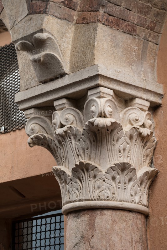 Modena, Ghirlandina Tower, Torresani Hall, west wall