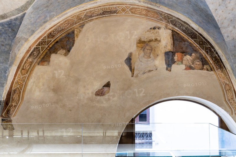 “Lunette with Figure of a Saint and five unidentified figures”. Frescoes by Jacopo di Cione