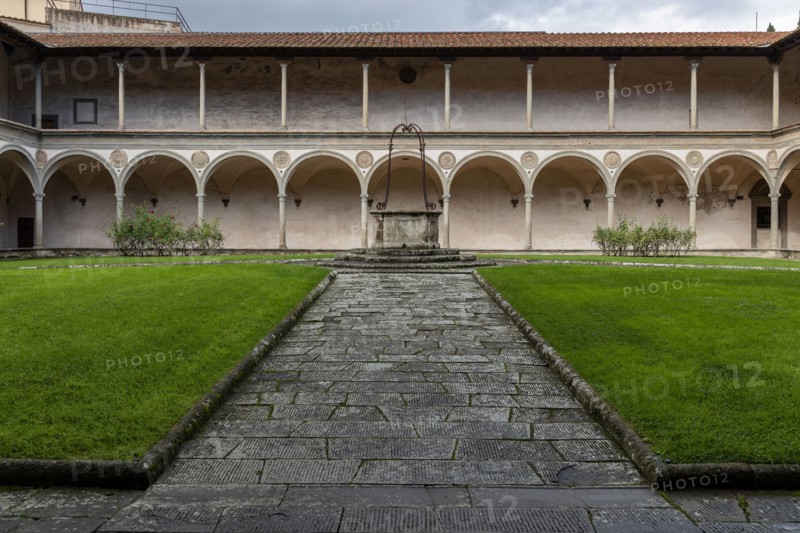 Basilica di Santa Croce ('Basilica of the Holy Cross')