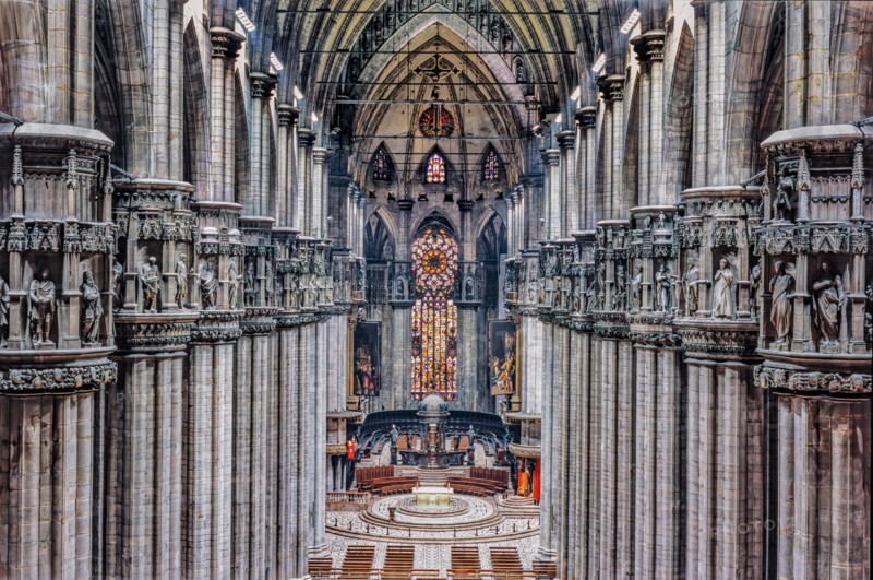 Dôme de Milan : vue de la nef