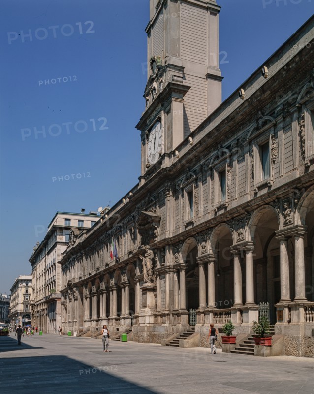Veduta di Palazzo dei Giureconsulti.