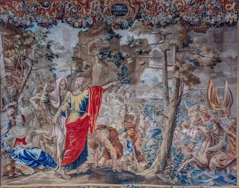 Palazzo Clerici,  Galleria degli arazzi o salone del Tiepolo
