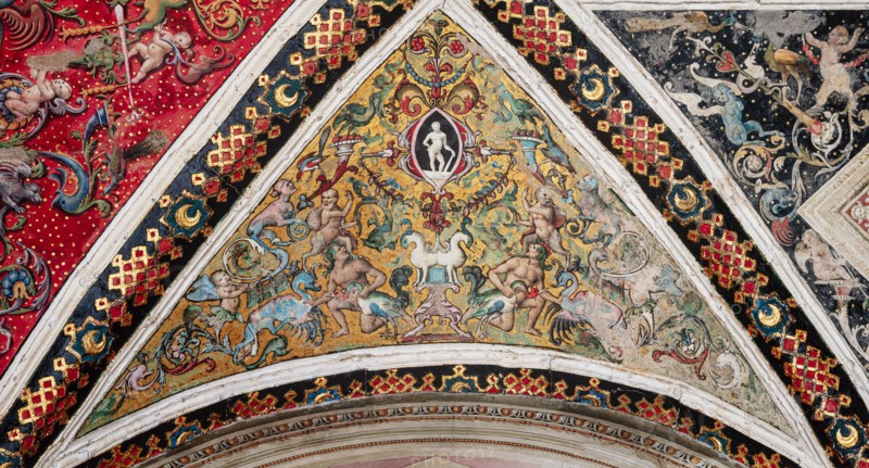 Vault of the Piccolomini Library in Siena