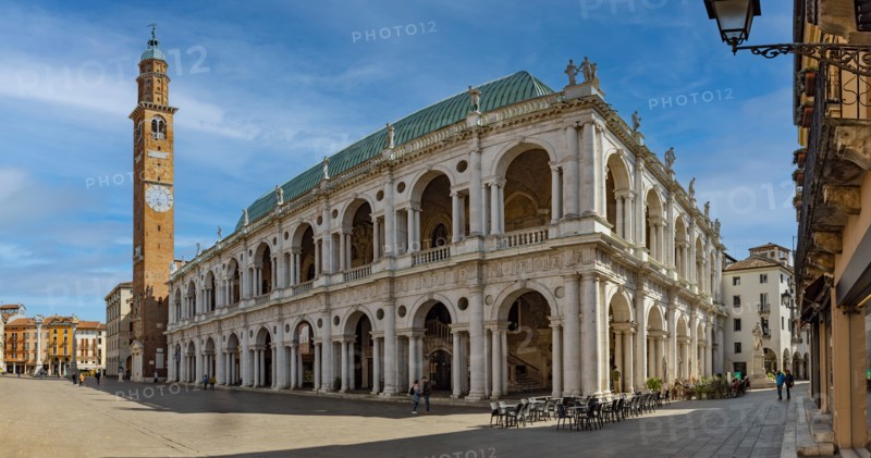 Vicenza: view of Southern side of dei Signori Square