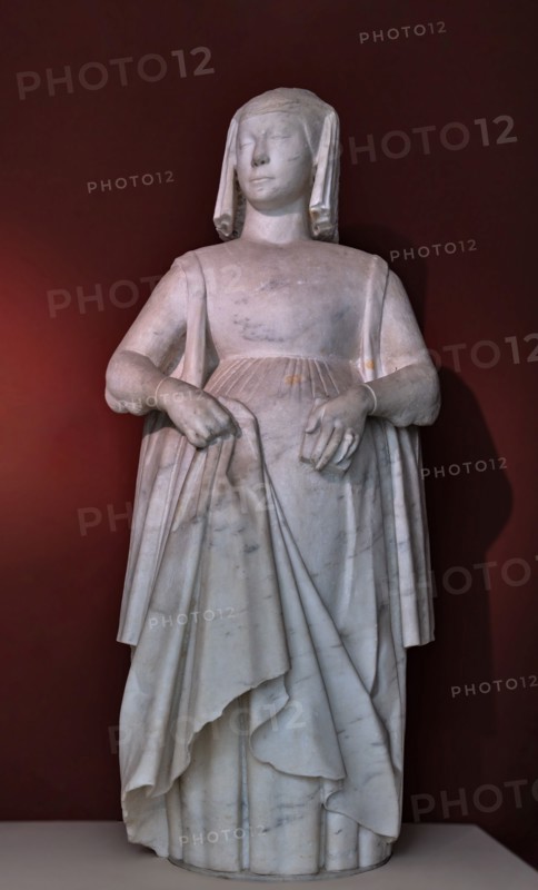 “Bianca Maria Visconti”, statue in Carrara marble, by Alberto Maffioli