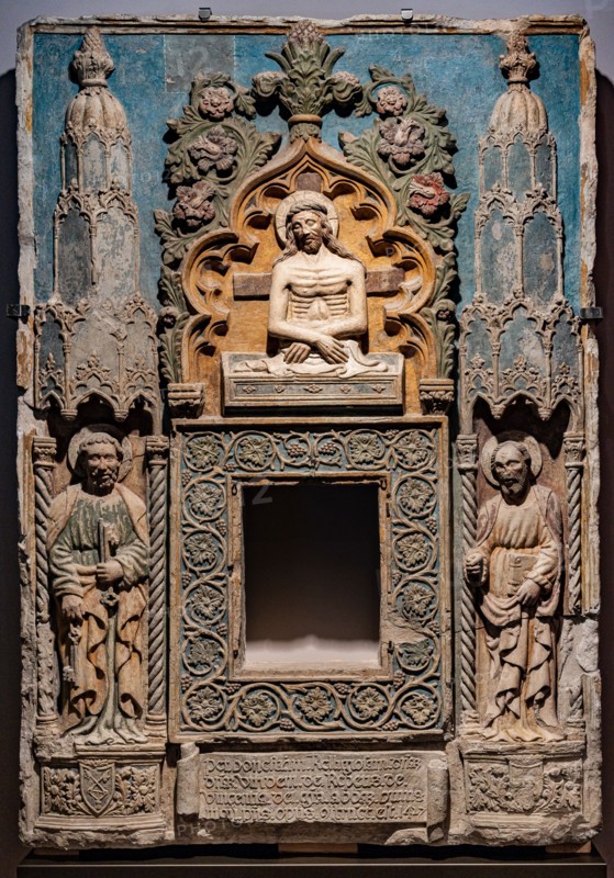 “Tabernacle of the Blessed Sacrament with Christ in the tomb between St. Peter and St. Paul”, by school of Antonino da Venezia