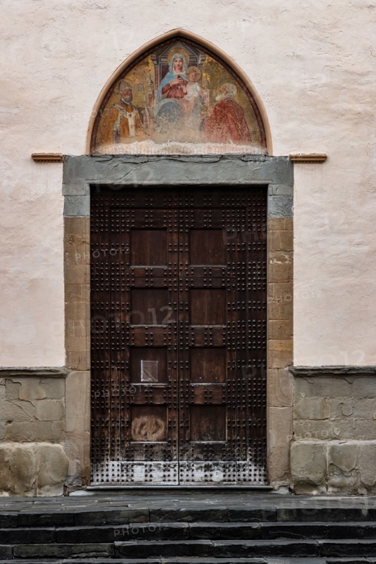 Florence, Church of St. Ambrose: the facade