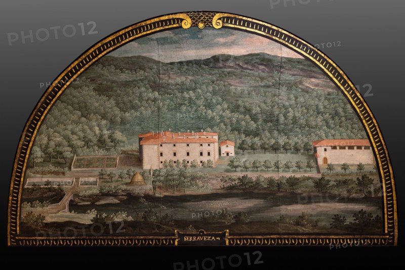 Medici Villa La Petraia: “the Medici villa of Seravezza”, in the lunette called “Seravezza”, one of the fourteen lunettes by Giusto Utens, Italianized name of Iustus van Utens, 1599-1602. This villa is located in the province of Lucca.
The lunettes present idyllic aerial views of calligraphic precision, very decorative and precious evidence of the appearance of these buildings in the past. They were painted for the Medici villa of Artimino as an "inventory" (today we would say "cadastre") of the possessions of the Grand Duke Ferdinando I de' Medici, and after various moves, they are preserved today in the Villa La Petraia. Originally there were 17, but only 14 have reached us.
Villa medicea La Petraia, Firenze (FI) - Florence, Toscana - Tuscany, Italia - Italy