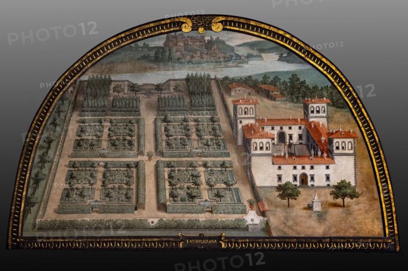 Medici Villa La Petraia: “the Medici villa L’ambrogiana”, in the lunette called “L’Ambrogiana”, one of the fourteen lunettes by Giusto Utens, Italianized name of Iustus van Utens, 1599-1602. This villa is located near Montelupo fiorentino.
The lunettes present idyllic aerial views of calligraphic precision, very decorative and precious evidence of the appearance of these buildings in the past. They were painted for the Medici villa of Artimino as an "inventory" (today we would say "cadastre") of the possessions of the Grand Duke Ferdinando I de' Medici, and after various moves, they are preserved today in the Villa La Petraia. Originally there were 17, but only 14 have reached us.
Villa medicea La Petraia, Firenze (FI) - Florence, Toscana - Tuscany, Italia - Italy
