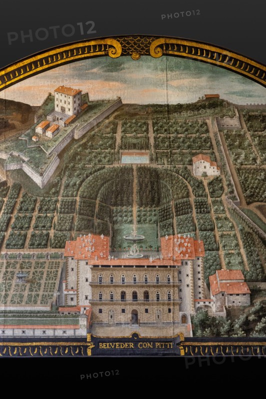 Medici Villa La Petraia: “Pitti Palace, Buboli Gardens and Belvedere Fort” in Florence,  in the lunette called “Belveder con Pitti”, one of the fourteen lunettes by Giusto Utens, Italianized name of Iustus van Utens, 1599-1602. This villa is located in Barberino di Mugello.
The lunettes present idyllic aerial views of calligraphic precision, very decorative and precious evidence of the appearance of these buildings in the past. They were painted for the Medici villa of Artimino as an "inventory" (today we would say "cadastre") of the possessions of the Grand Duke Ferdinando I de' Medici, and after various moves, they are preserved today in the Villa La Petraia. Originally there were 17, but only 14 have reached us.
Detail.
Villa medicea La Petraia, Firenze (FI) - Florence, Toscana - Tuscany, Italia - Italy