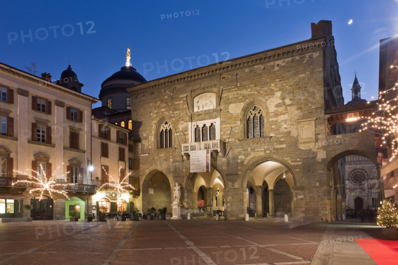 Architettura, Arte, Piazza, Turismo, Viaggio, Lombardia [ENG], Architectture, Art, Piazza, Tourism, Travel, Lombardy