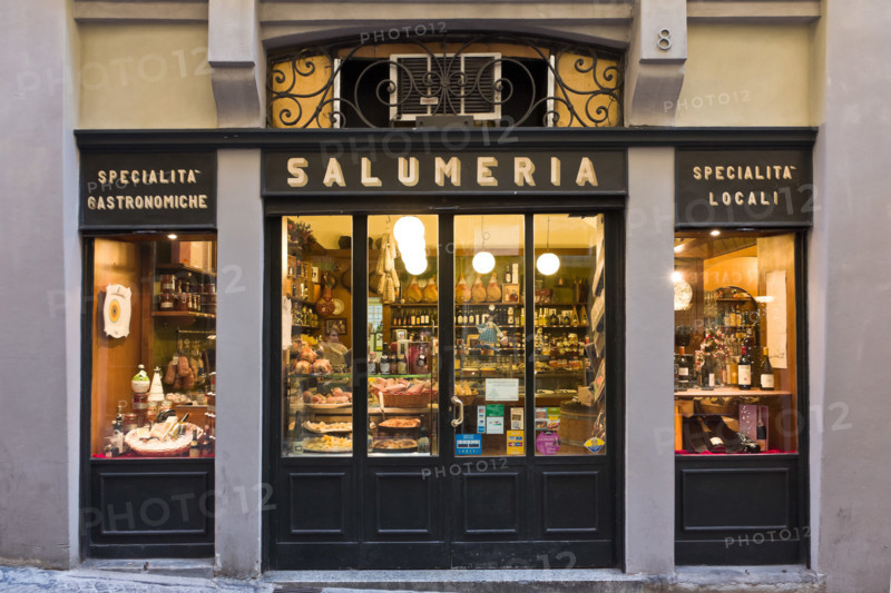 Salumeria Gastronomia Angelo Mangili (locale storico fondato nel 1921).
Bergamo (BG), Lombardia, Italia - Italy