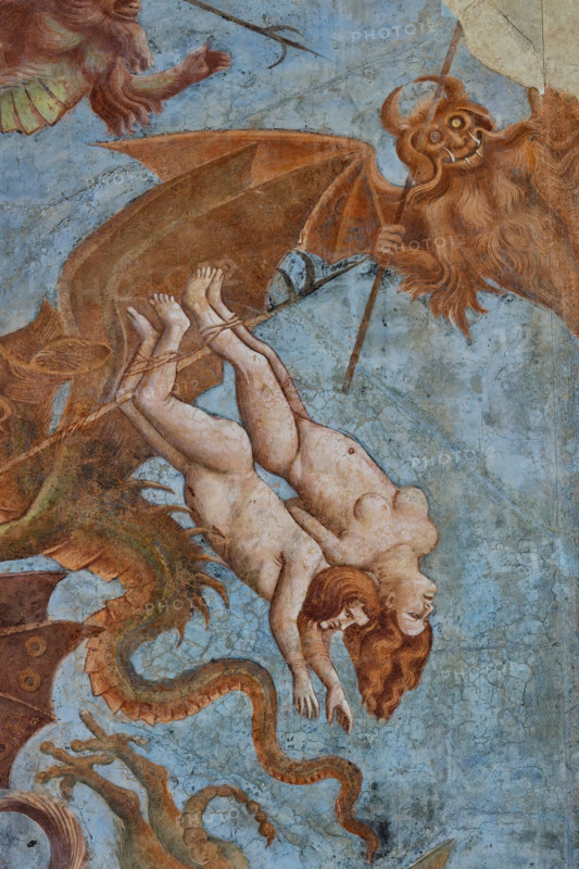 Pisa, Monumental Cemetery: "Triumph of Death," detail of the frescoes by Buonamico Buffalmacco, 1336/1341. Detail with the battle between angels and bat demons for the souls of the deceased.
Camposanto Monumentale, Pisa (PI), Toscana - Tuscany, Italia - Italy