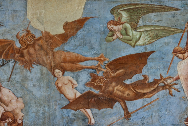 Pisa, Monumental Cemetery: "Triumph of Death," detail of the frescoes by Buonamico Buffalmacco, 1336/1341. Detail with the battle between angels and bat demons for the souls of the deceased.
Camposanto Monumentale, Pisa (PI), Toscana - Tuscany, Italia - Italy