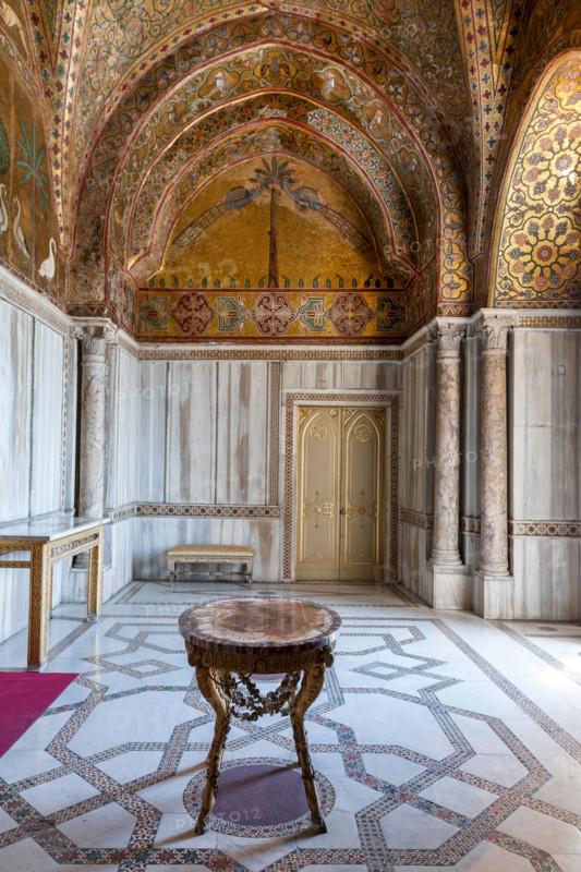 Palermo, The Royal Palace or Palazzo dei Normanni (Palace of the Normans), Pisana Tower, the King Roger Room: view of the Room which was commissioned by King Roger II d'Altavilla. It is characterized by large mosaic surfaces of great value representing plant elements (palms and banana trees) and scenes of courtly and hunting style, symbols of the Norman power (hunting scenes with archers and deer, peacocks, swans, and mythological centaurs, griffins and other exotic animals including leopards and tigers among luxuriant vegetation). Mosaics are characterised by Greek Byzantiene style (XIII century).
Palazzo Reale (Palazzo dei Norma, Palermo (PA), Sicilia - Sicily, Italia - Italy