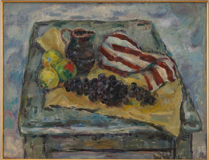 Collezione Assicoop Unipol, inv. n° 913: 
Mario Vellani Marchi (1895 - 1979); “Bricco ed uva nera”, olio su cartone, 40 x 52 cm.

[ENG]
Mario Vellani Marchi (1895 - 1979); “Jug and Black Grapes”,  oil painting on cardboard, 40 x 52 cm.
Collezione Assicoop - Unipol, Modena (MO), Emilia Romagna, Italia - Italy