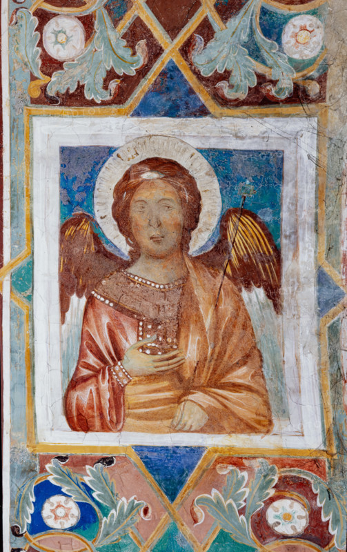 Assisi, Basilica superiore di San Francesco, transetto meridionale, parete meridionale, archivolto sinistro: quinto “Angelo” dal basso. Affresco di Cimabue (Cenni di Pepo) e bottega (1288-92).


[ENG]
Assisi, Upper Basilica of St. Francis, southern transept, southern wall, left archivolt: fifth “Angel” from the bottom. Fresco by Cimabue (Cenni di Pepo) and workshop (1288-92).
Basilica superiore di San France, Assisi (PG), Umbria, Italia - Italy