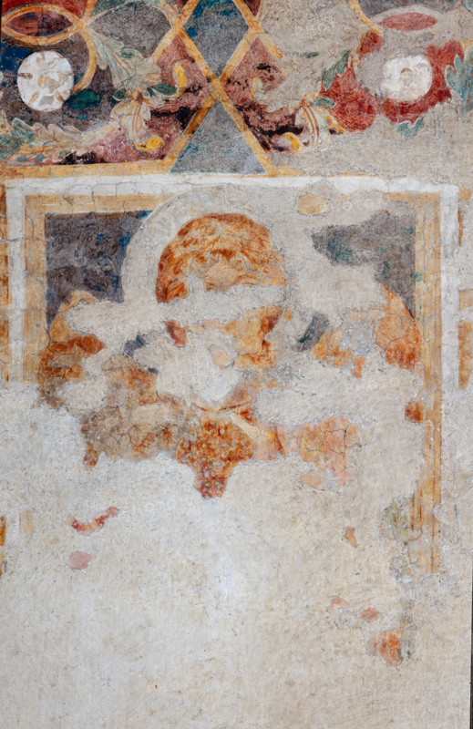Assisi, Basilica superiore di San Francesco, transetto meridionale, parete meridionale, archivolto destro: sesto “Angelo” dall’alto. Affresco di Cimabue (Cenni di Pepo) e bottega (1288-92).


[ENG]
Assisi, Upper Basilica of St. Francis, southern transept, southern wall, right archivolt: sixth “Angel” from above. Fresco by Cimabue (Cenni di Pepo) and workshop (1288-92).
Basilica superiore di San France, Assisi (PG), Umbria, Italia - Italy