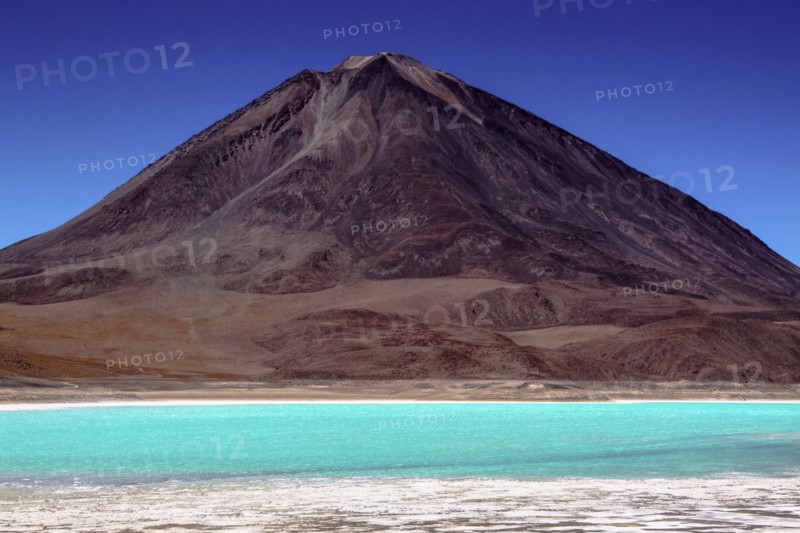 Laguna verde, Atacama desert, Bolivia