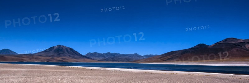 Miscanti lagoon, Atacama desert, Chili