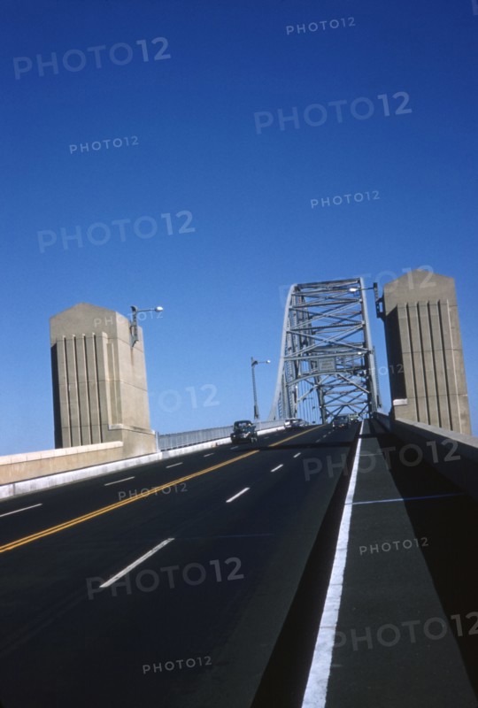 Sagamore Bridge, Cape Cod, Massachusetts, USA, 1962