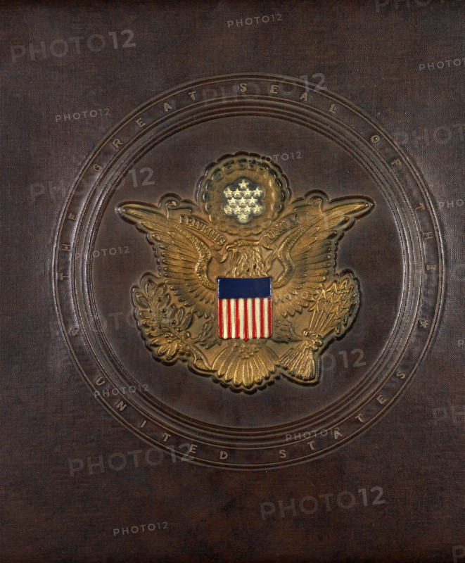 Great Seal of the United States, Close Up