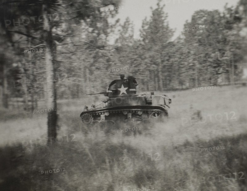 Tank Training and Target Practice, WWII, HQ 2nd Battalion, 389th Infantry, US Army Military Base, Indiana, USA, 1942