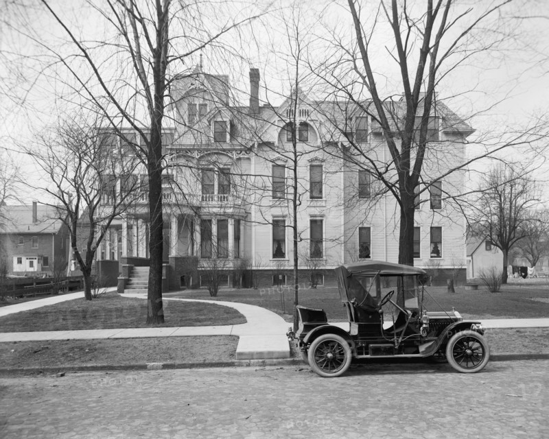Automobile Parked in Front of Three-Story House, Detroit, Michigan, USA, Detroit Publishing Company, 1910