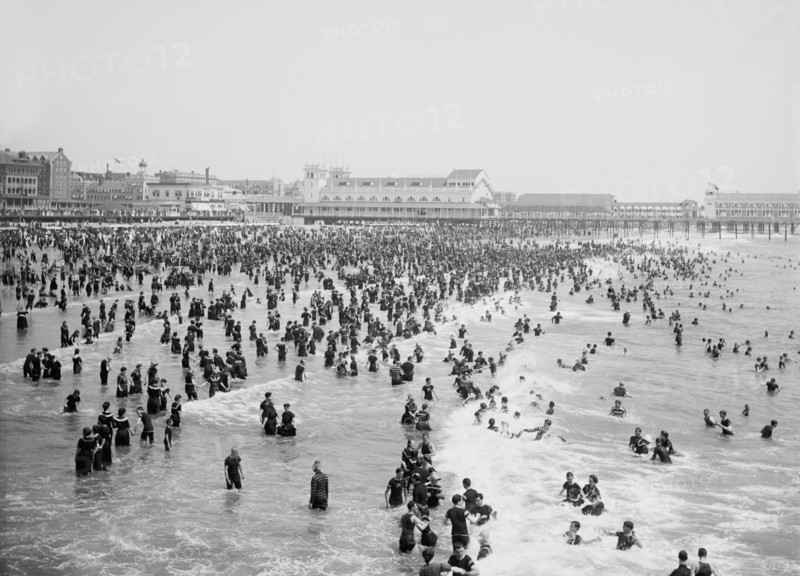Crowd Enjoying Beach, Atlantic City, New Jersey, USA, Detroit Publishing Company, 1904