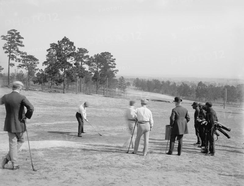 Golfers at No. 1 tee, Golf Course, Hampton Terrace, Augusta, Georgia, USA, Detroit Publishing Company, 1905