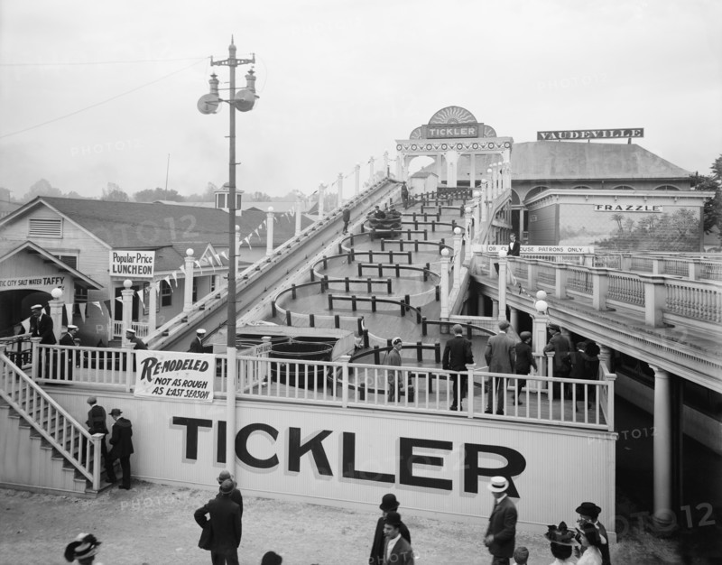 The Tickler, Chester Park, Cincinnati, Ohio, USA, Detroit Publishing Company, 1910