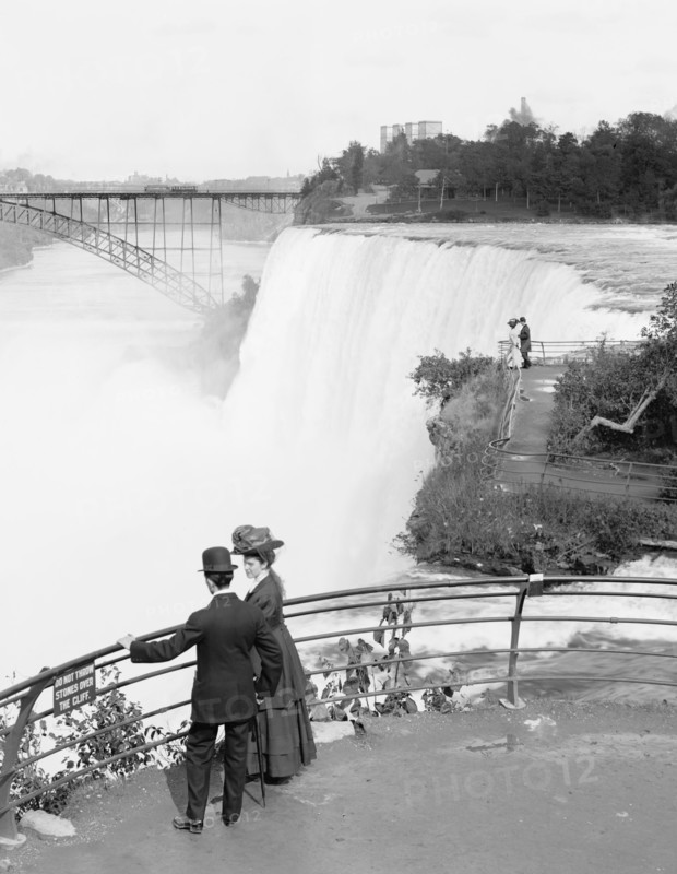 American Falls from Goat Island, Niagara Falls, New York, USA, Detroit Publishing Company, 1908