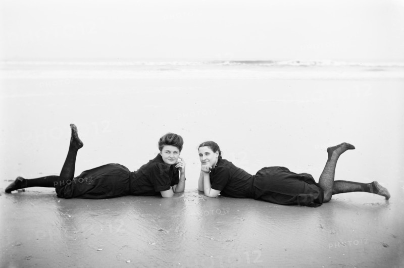 Two Women Posing on Ocean Beach, Atlantic City, New Jersey, USA, Detroit Publishing Company, 1900