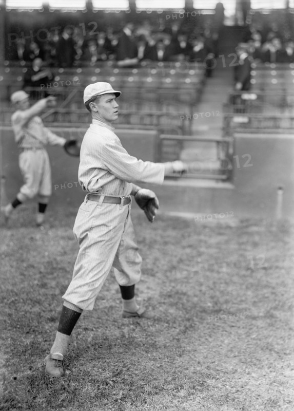 Smokey Joe Wood, Major League Baseball Player, Portrait, Boston Red Sox, USA, Harris & Ewing, 1913