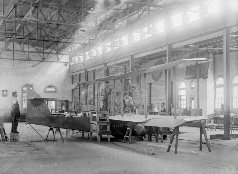 U.S. Army Airplane Factory, Alexandria, Virginia, USA, Harris & Ewing, 1918
