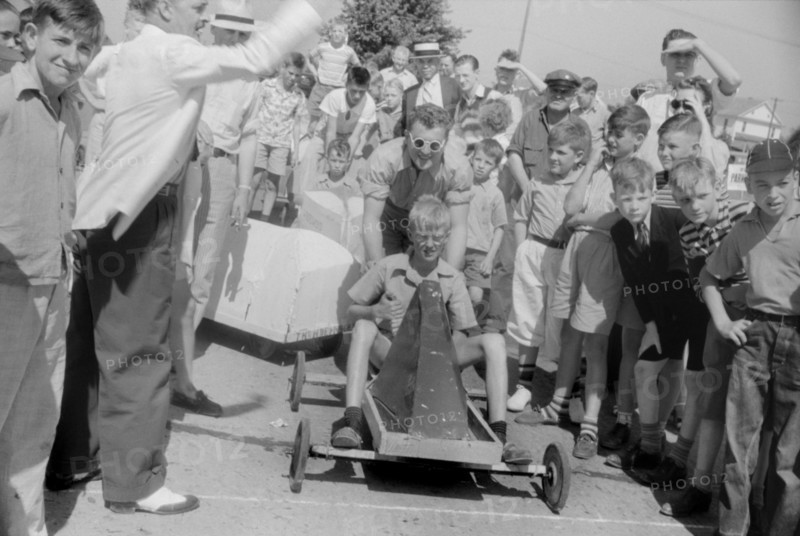 Start of Soapbox Auto Race During July 4th Celebration, Salisbury, Maryland, USA, Jack Delano for Farm Security Administration, July 1940